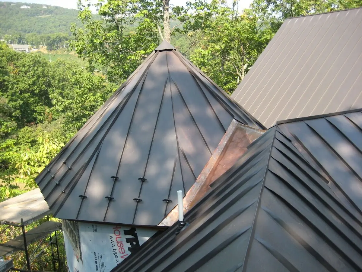 Professional Gutter Cleaning by Craftsman Roofing in El Centro